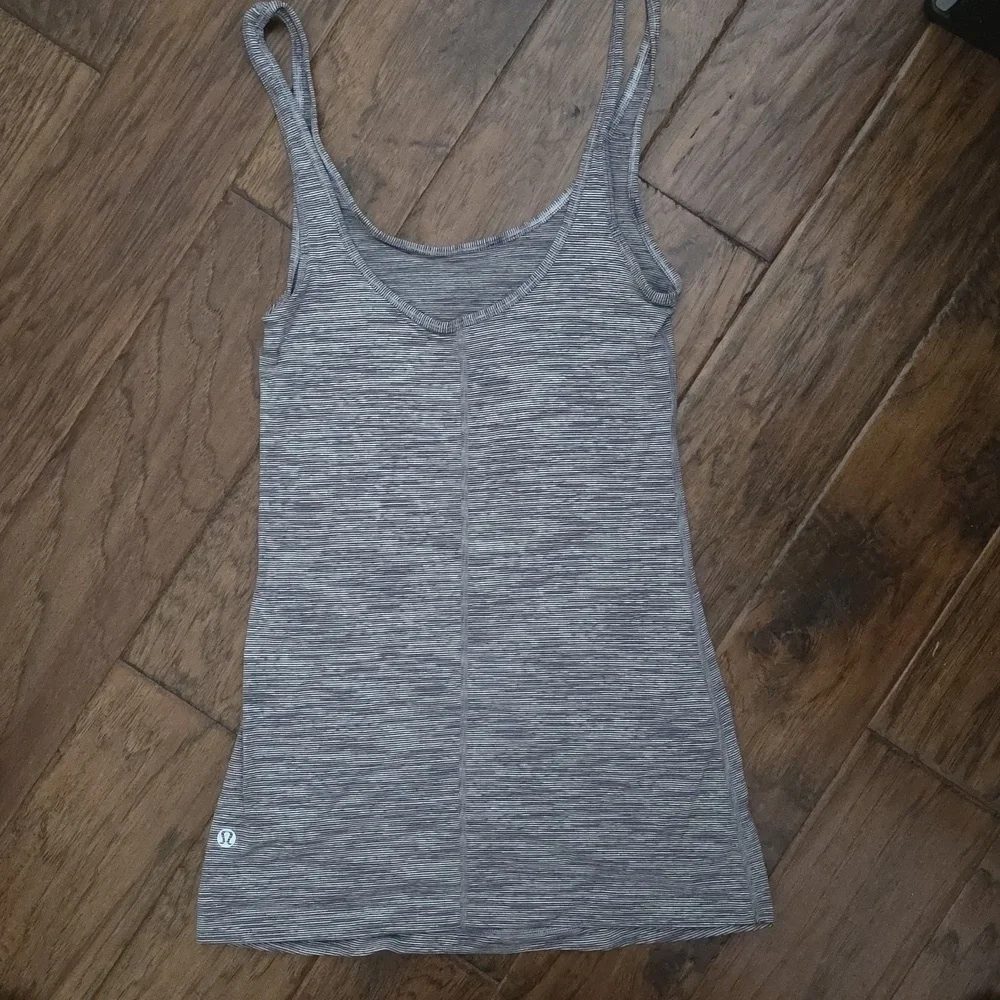 Lululemon Cool Racer Back - Picture 3 of 3